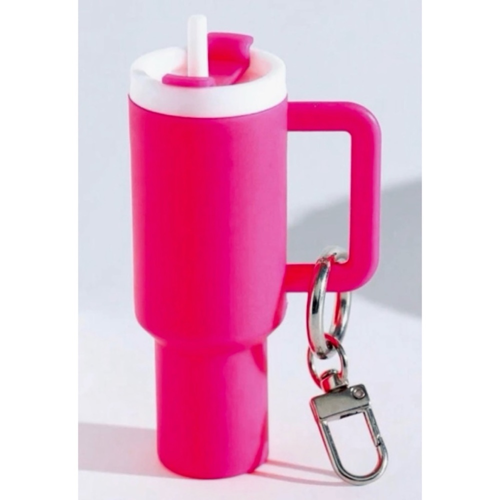 (NWOT) Pink/White Mini Tumbler Bag Charm Keychain